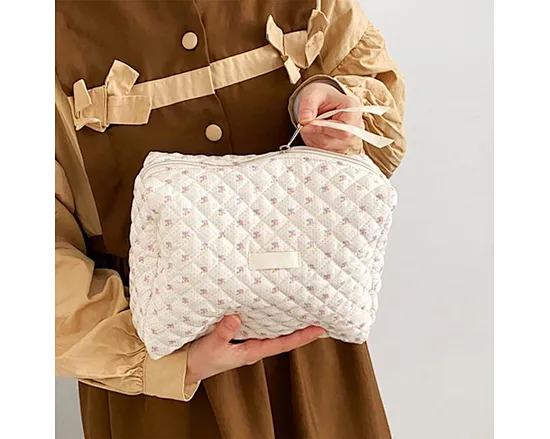Peachloft cosmetic bag